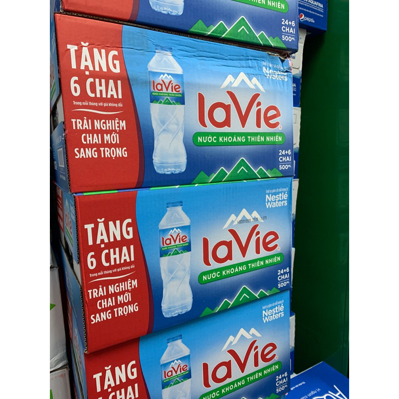 Nước khoáng thiên nhiên Lavie thùng 30chai 500ml và thùng 24 chai 350mli