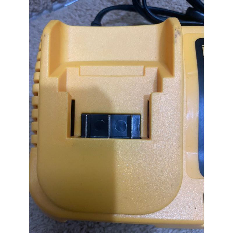 Sạc pin, đế sạc cho khoan pin Dewalt 16.8v 21v 24v