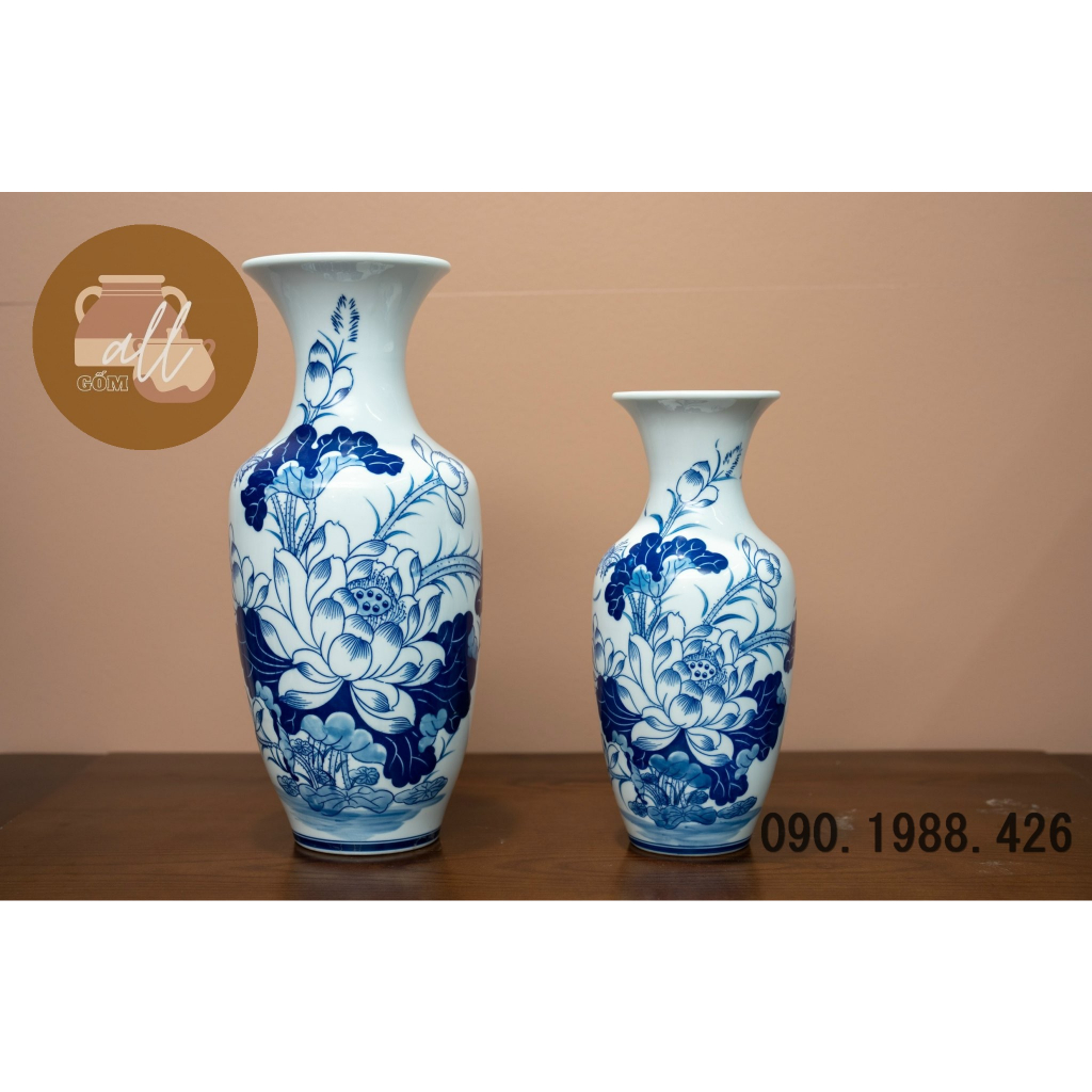 Lộc bình phong thủy lọ hoa bày ban thờ cúng gia tiên vẽ sen men trắng gốm sứ Bát Tràng cao 30,40cm