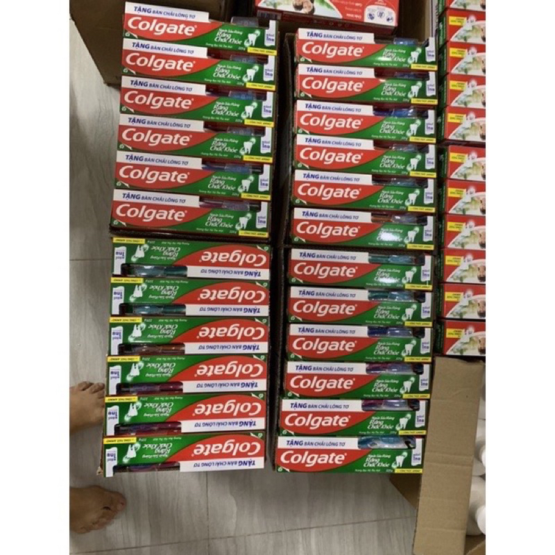 Combo 10 kem đánh răng tặng 10 bàn chải colgate 225g ngừa sâu răng