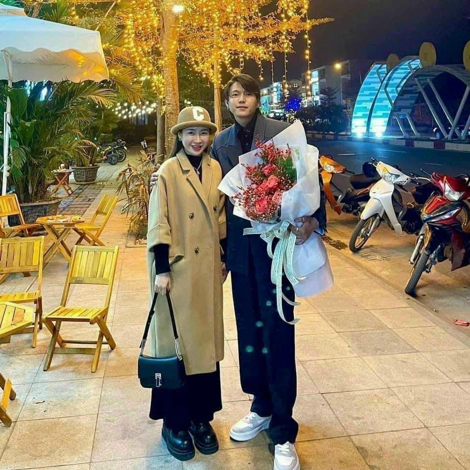 Túi Xách Kẹp Nách P.e.d.r.o Khoá Bấm Xuất Dư 1:1 #TX005