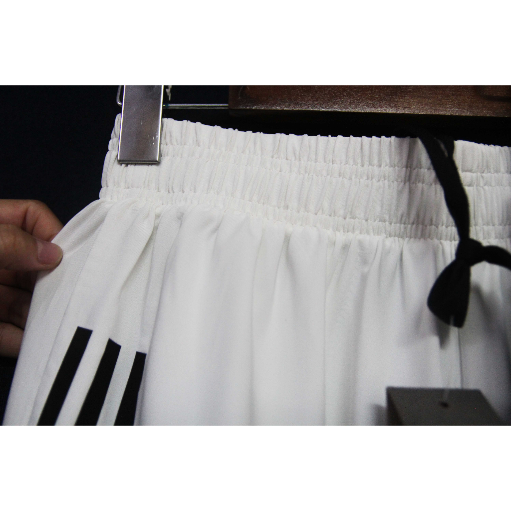 QUẦN ĐÙI MU 2023/2024 FORM CHUẨN PLAYER - 2 MÀU TRẮNG ĐEN