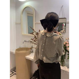 Áo sơ mi cổ ren bẻ hàn