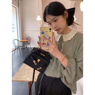 Áo sơ mi cổ ren bẻ hàn