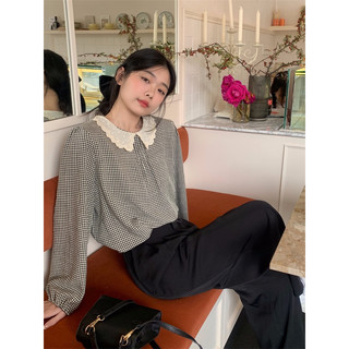 Áo sơ mi cổ ren bẻ hàn