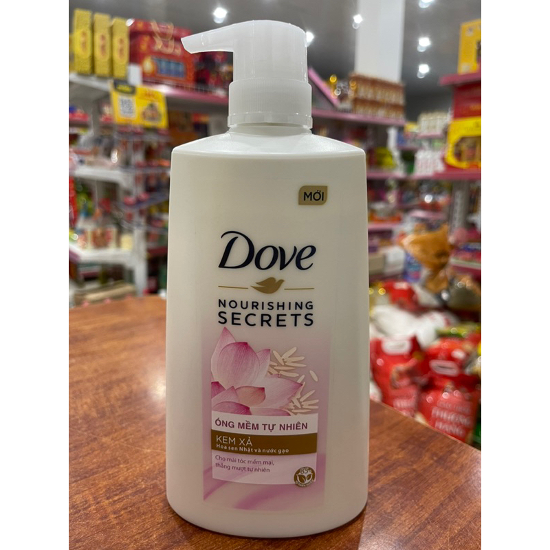 Dầu gội / xả Dove hoa sen Nhật và nước gạo 640g