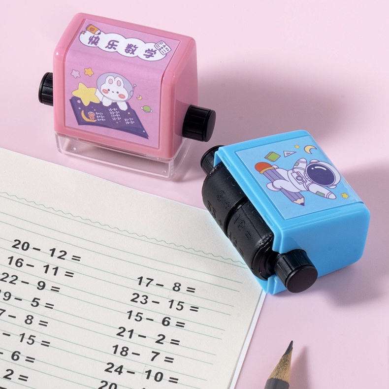 Máy in con dấu lăn tạo phép tính Cộng Trừ Nhân chia đơn giản ngẫu cho bé học sinh học Toán phạm vi 100
