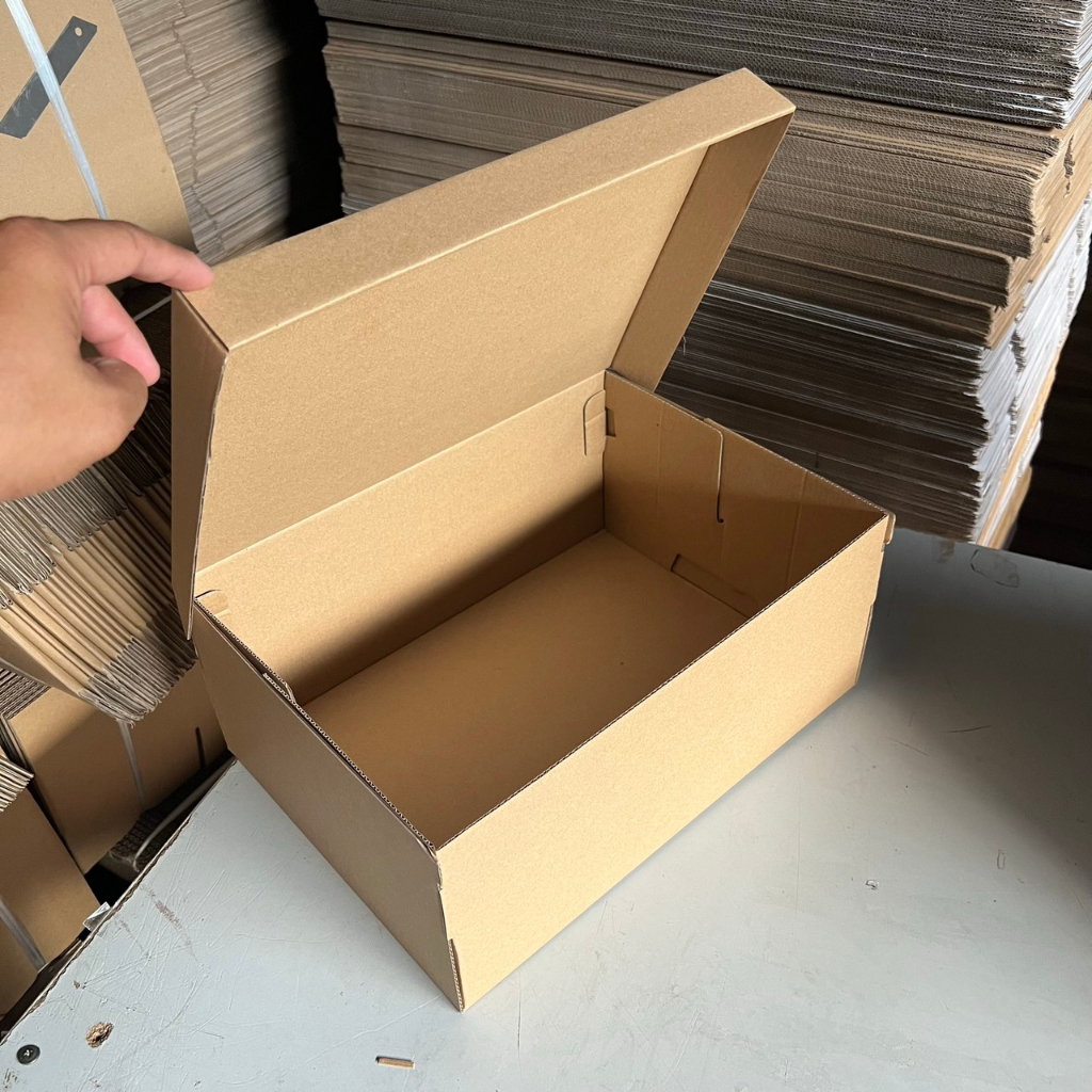 HỘP CARTON ĐỰNG GIÀY, TÚI XÁCH, QUÀ TẶNG... SIZE 35X25X15CM