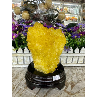Trụ đá phong thủy tinh thể TA vàng