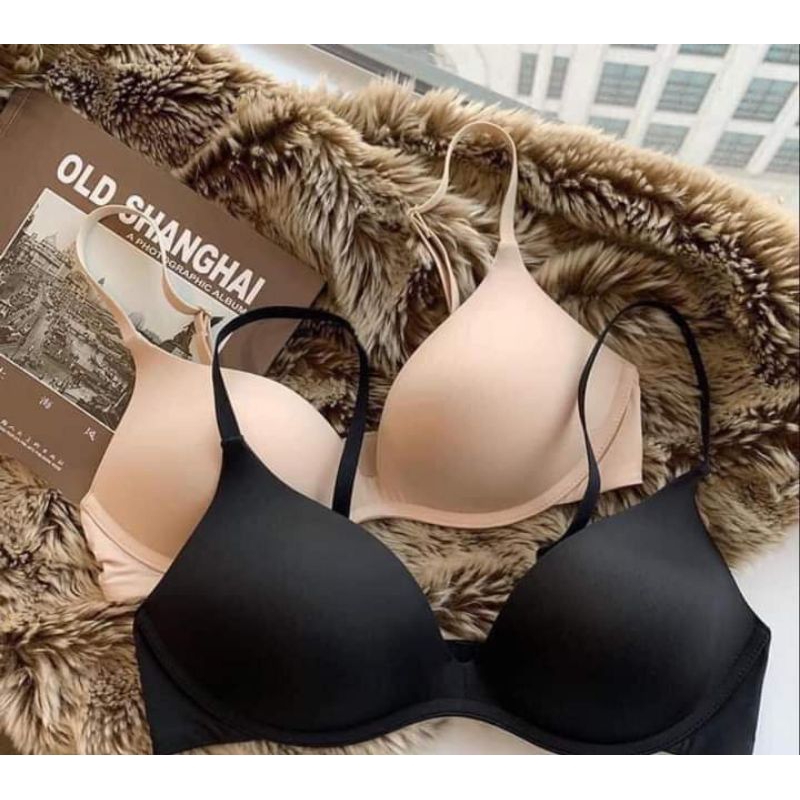 Qccc Y chang #uniqlo seo100k tin đc ko^^E ko hiểu sao e để bị bom full mào sz38 Ce cần chip to mỏng mát hè này múc giú