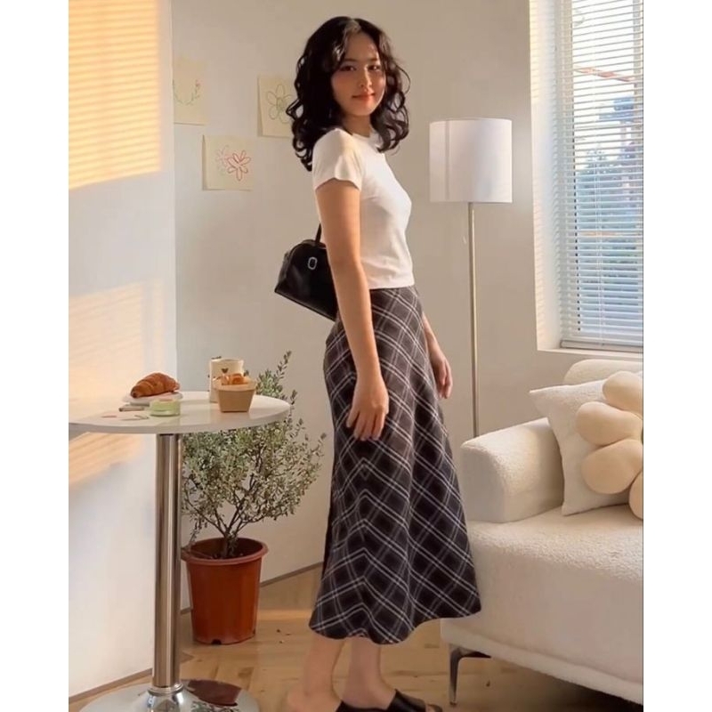 Rachel skirt chân váy kẻ dáng lơi
