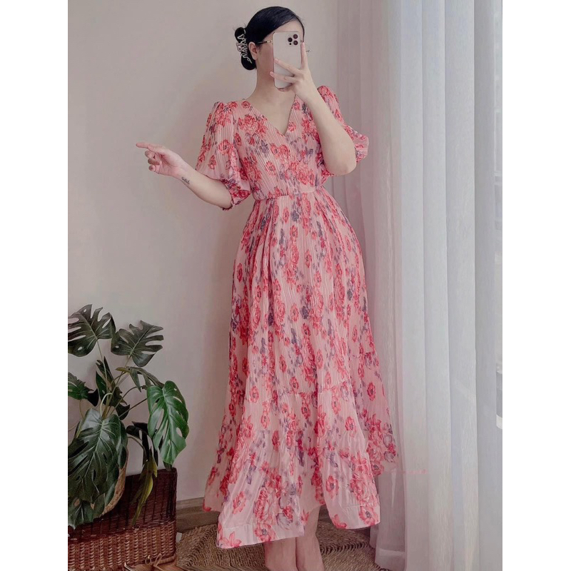 Váy hoa dập ly siêu xinh