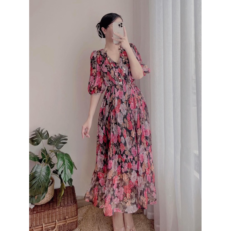 Váy hoa dập ly siêu xinh