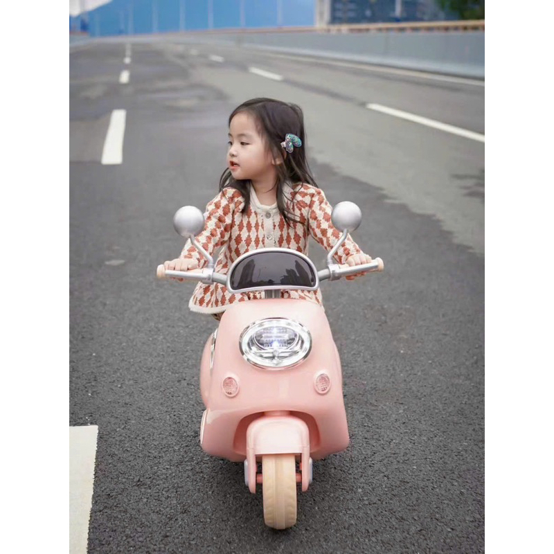 Xe Vespa điện trẻ em mẫu mới nhất 2023