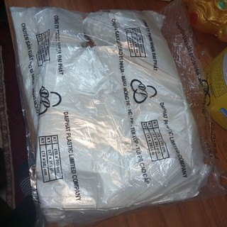 1 kg túi nilon trắng có quai dài trong, không mùi đựng 5 lạng, 7 lạng, 1 kg