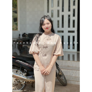 SET MẸ VÀ BÉ GÁI BA NÚT HOA
