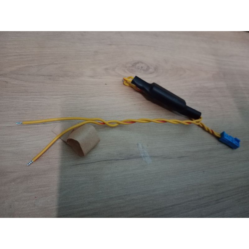 Dây điện kết nối có tụ bmw