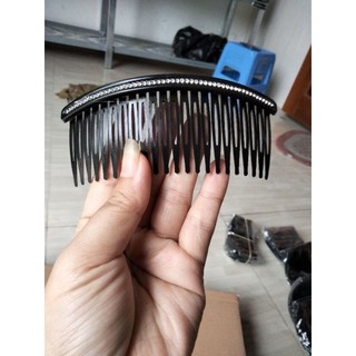 Lược cài tóc đen đính đá sang trọng