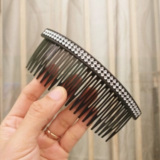 Lược cài tóc đen đính đá sang trọng
