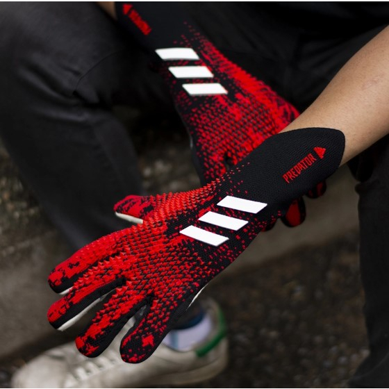 Găng tay thủ môn Adidas Predator Ultimate
