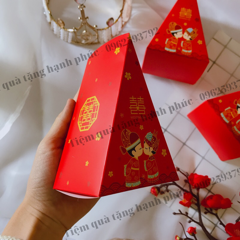 Combo 50,100 hộp quà cưới, quà tặng hình tam giác