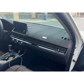 Thảm taplo civic 2022