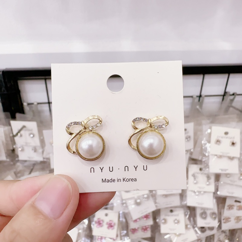bông tai hình mèo mặt trăng dễ thương