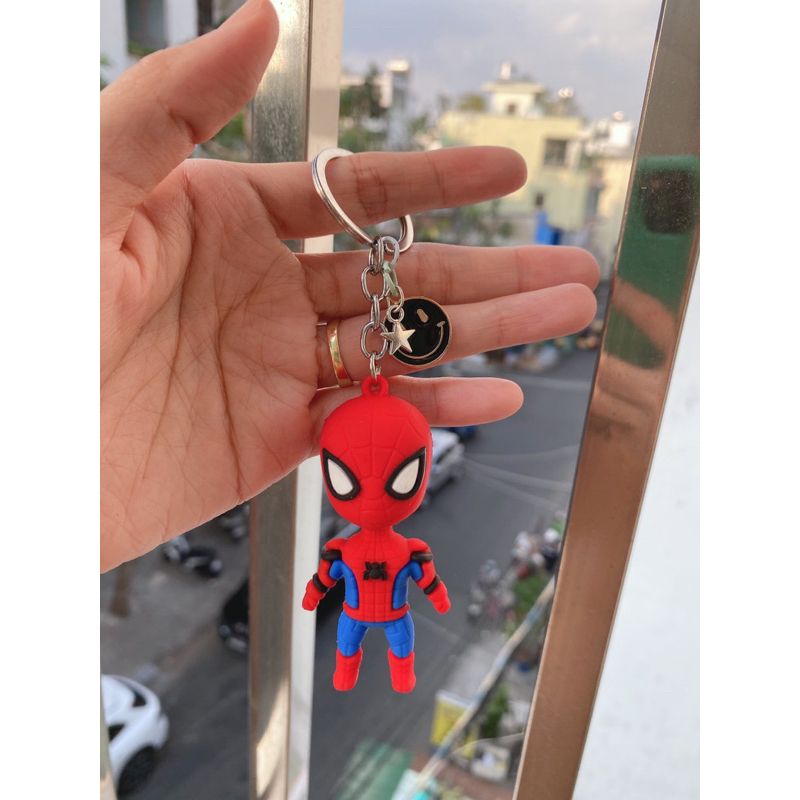 Móc Khoá Người Nhện Và Mặt Cười