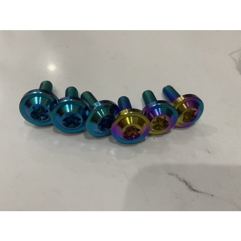 Ốc Titan Gr5 Gắn Baga , mặt nạ Xe Wave 110/100/50cc