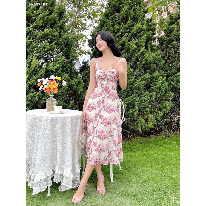Thanh lý đầm Lép mặc 1 lần size M