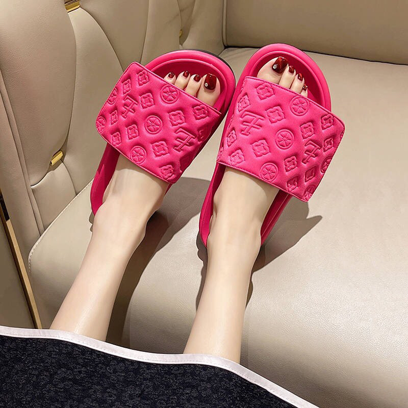 Dép LV quai dán vân chìm qc fullboxx