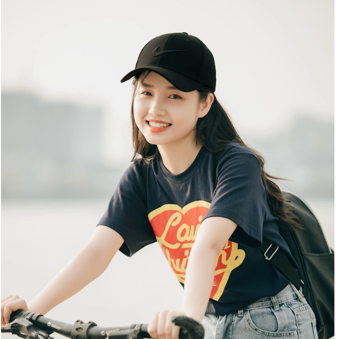 Mũ lưỡi trai, Nón kết màu đen thêu logo Nai đen Siêu HOT Freeship, Full Hộp