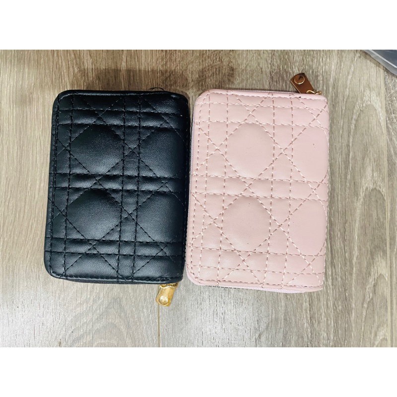 VÍ NRETRO NHIỀU NGĂN