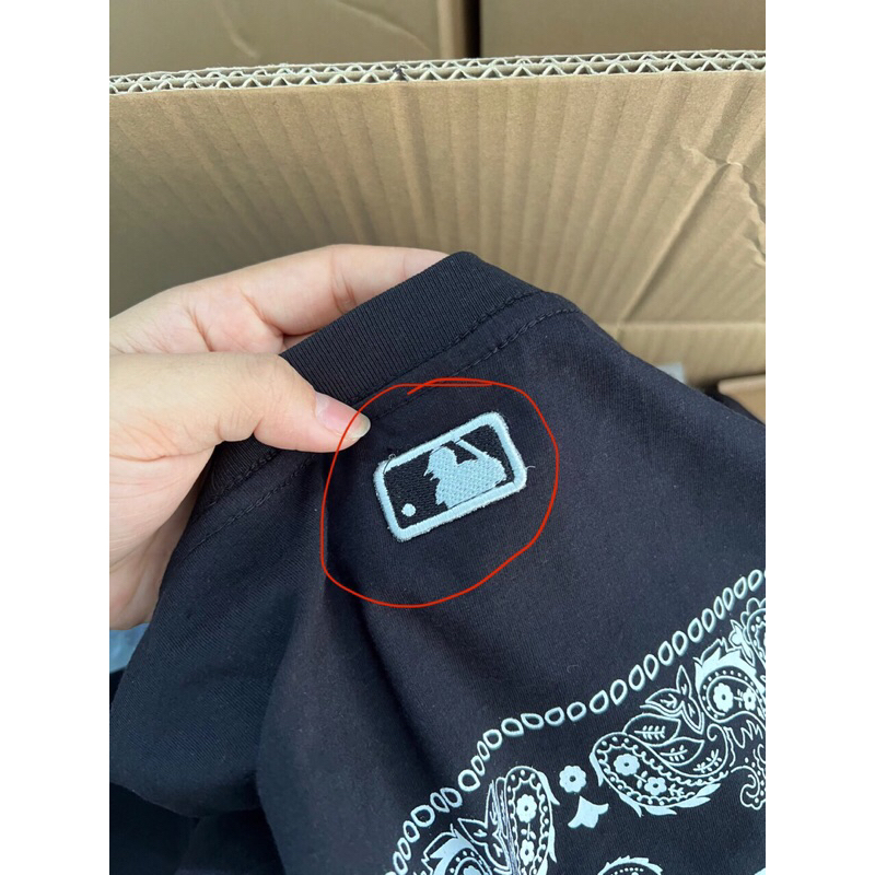 Áo Thun Nam Nữ M.LB Hoạ Tiết Paisley N.Y chuyền dư liệu. Áo Thun Cotton Ngắn Tay Thêu Logo In Họa Tiết NY Thời Trang