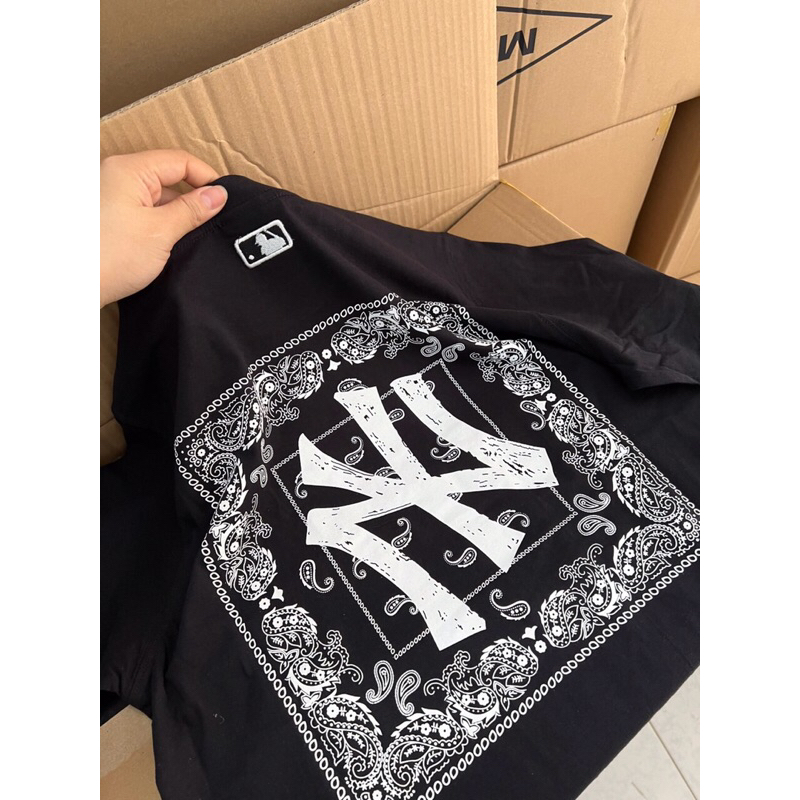 Áo Thun Nam Nữ M.LB Hoạ Tiết Paisley N.Y chuyền dư liệu. Áo Thun Cotton Ngắn Tay Thêu Logo In Họa Tiết NY Thời Trang