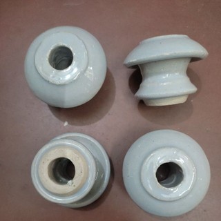 Con sứ đỡ dây điện, sứ cách điện