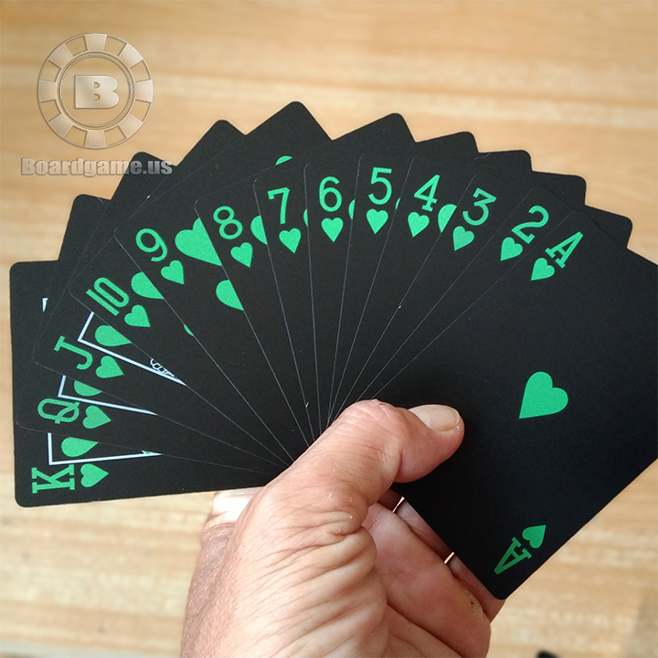 Bài poker nylon đen cao cấp không thấm nước
