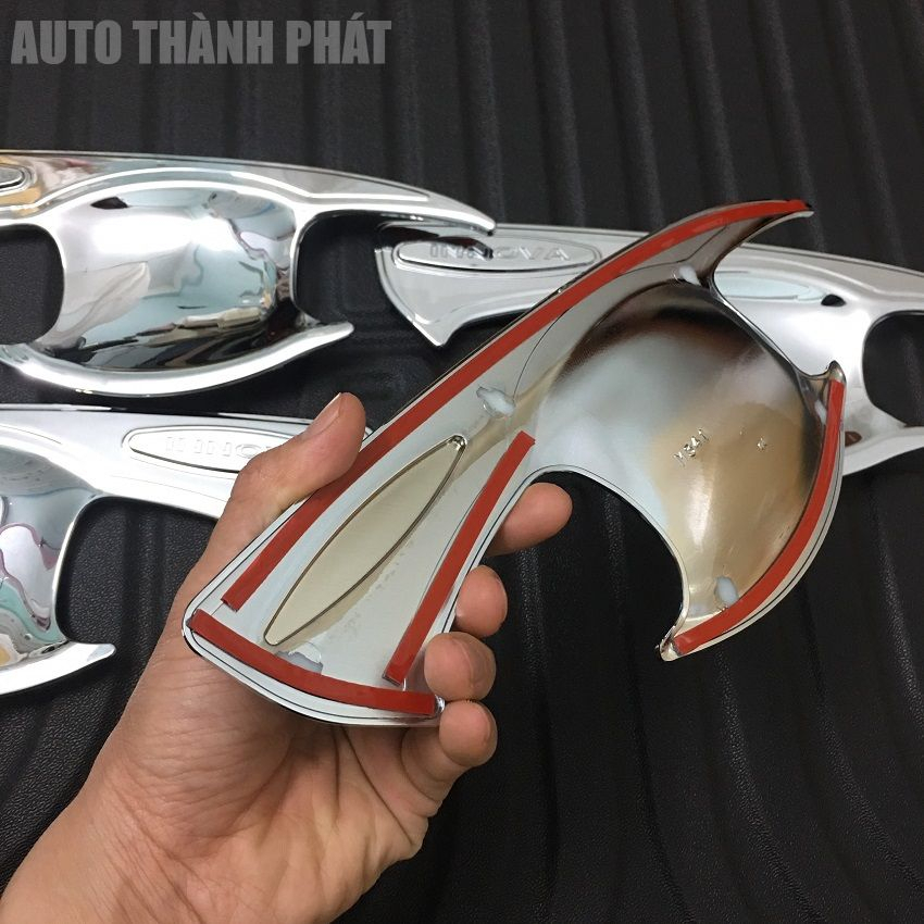 Ốp Hõm Cửa, Chén Cửa INNOVA 2017, 2018, 2019, 2020, 2021, 2022