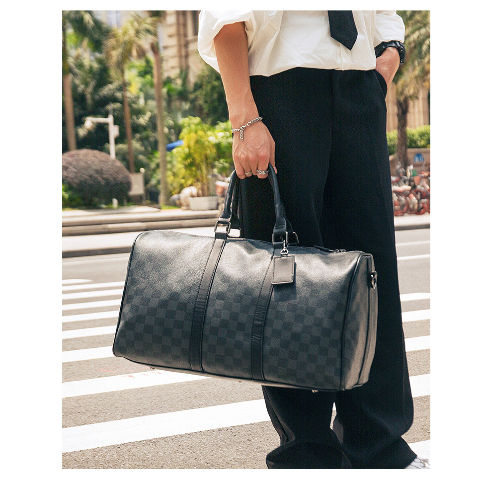 Túi Du Lịch Nam Nữ Kẻ Caro Thời Trang Cỡ Lớn Xách Tay Đeo Chéo Đựng Quần Áo Tiện Lợi Da Pu Cao Cấp Bền Đẹp Chống Nước