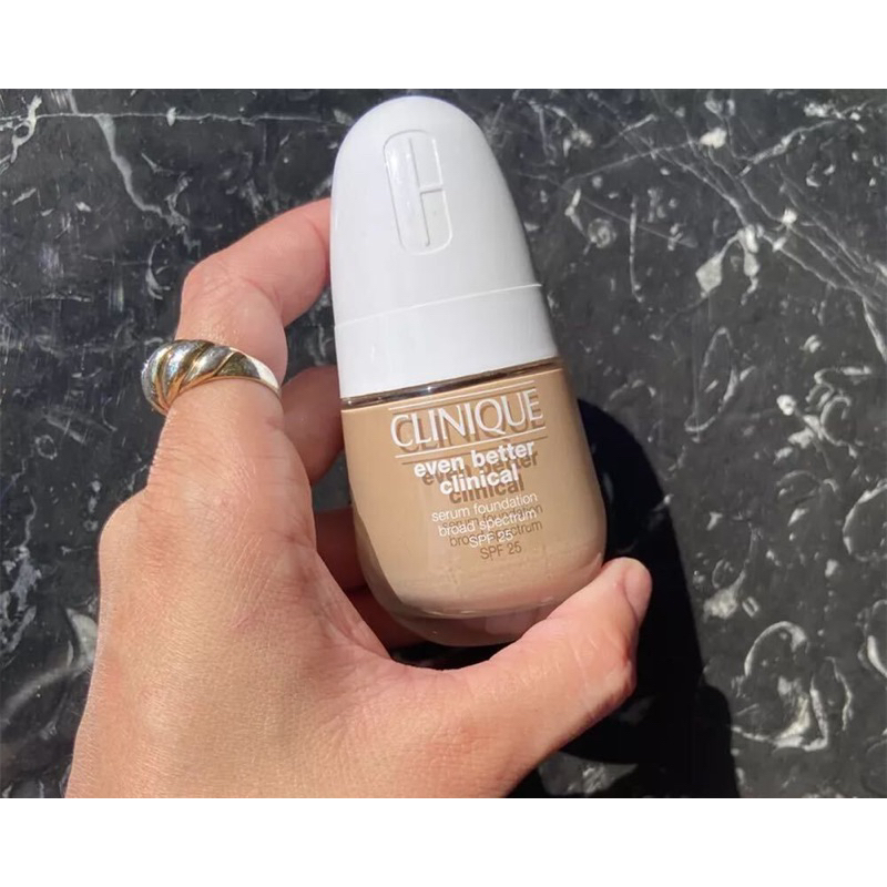 Cli.nique Serum Foundation màu WN04-Bone