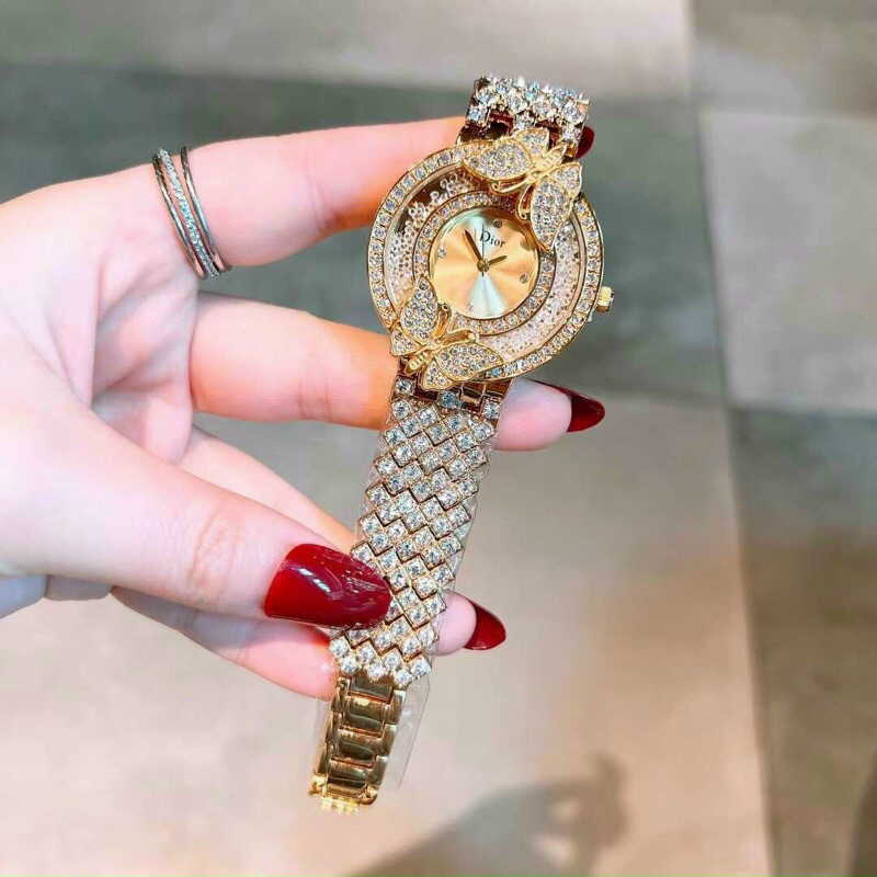 💐💐Đồng hồ Nữ mặt b.ướm viền đá lên tay siêu sang , đá đẹp lắp lánh, thương hiệu DIO.R, size :34Mmm, chống nước