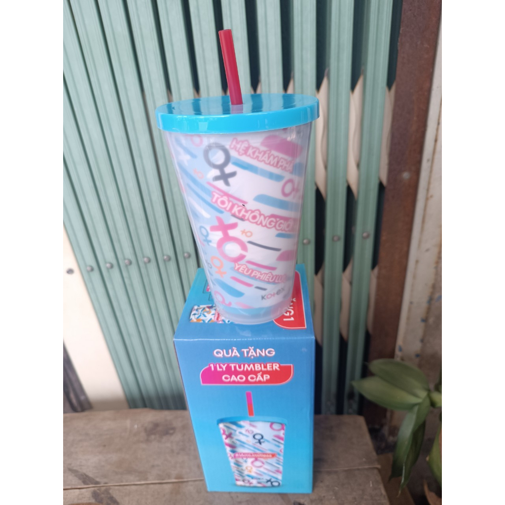 Thanh lý - Combo 2 Ly Tumber cao cấp Nhựa 2 lớp kèm nắp và Ống hút Quà tặng Kotex