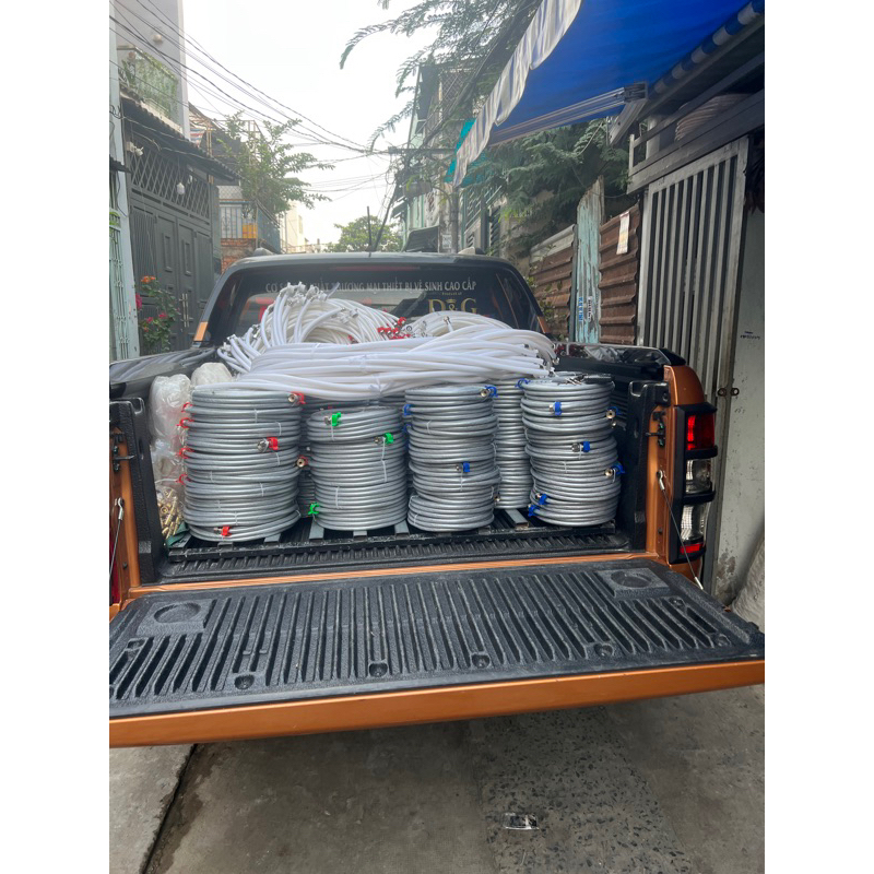 Dây xịt rửa xe & tưới cây màu xám
