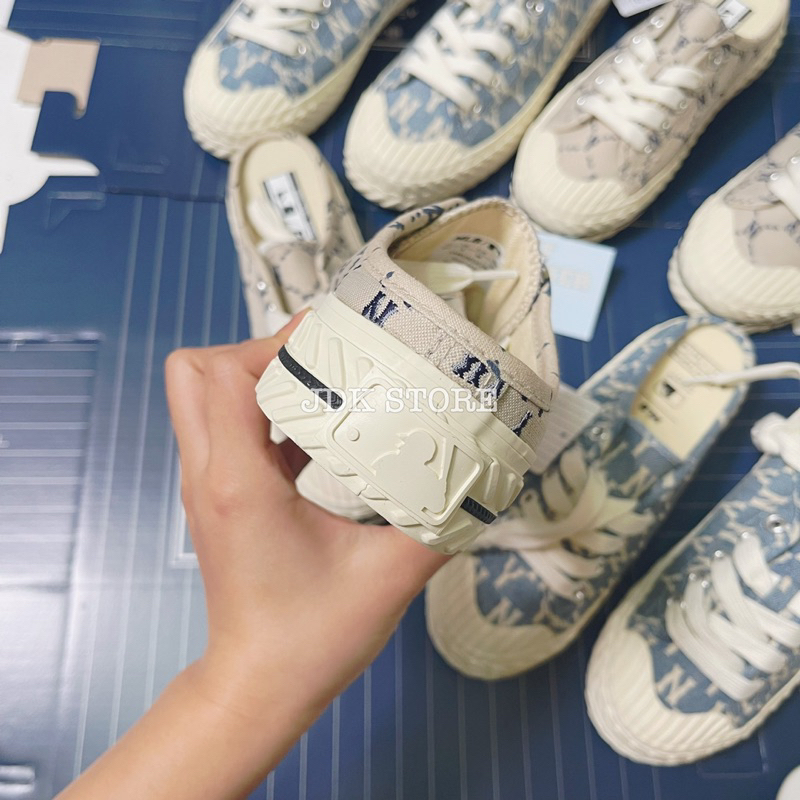 Sục Mule MLB Monogram |Sục NY Chữ Nhỏ Hàng Trung