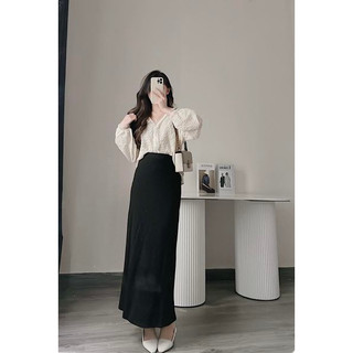 Sơ mi viền ren nhẹ cổ V By Samhyewear