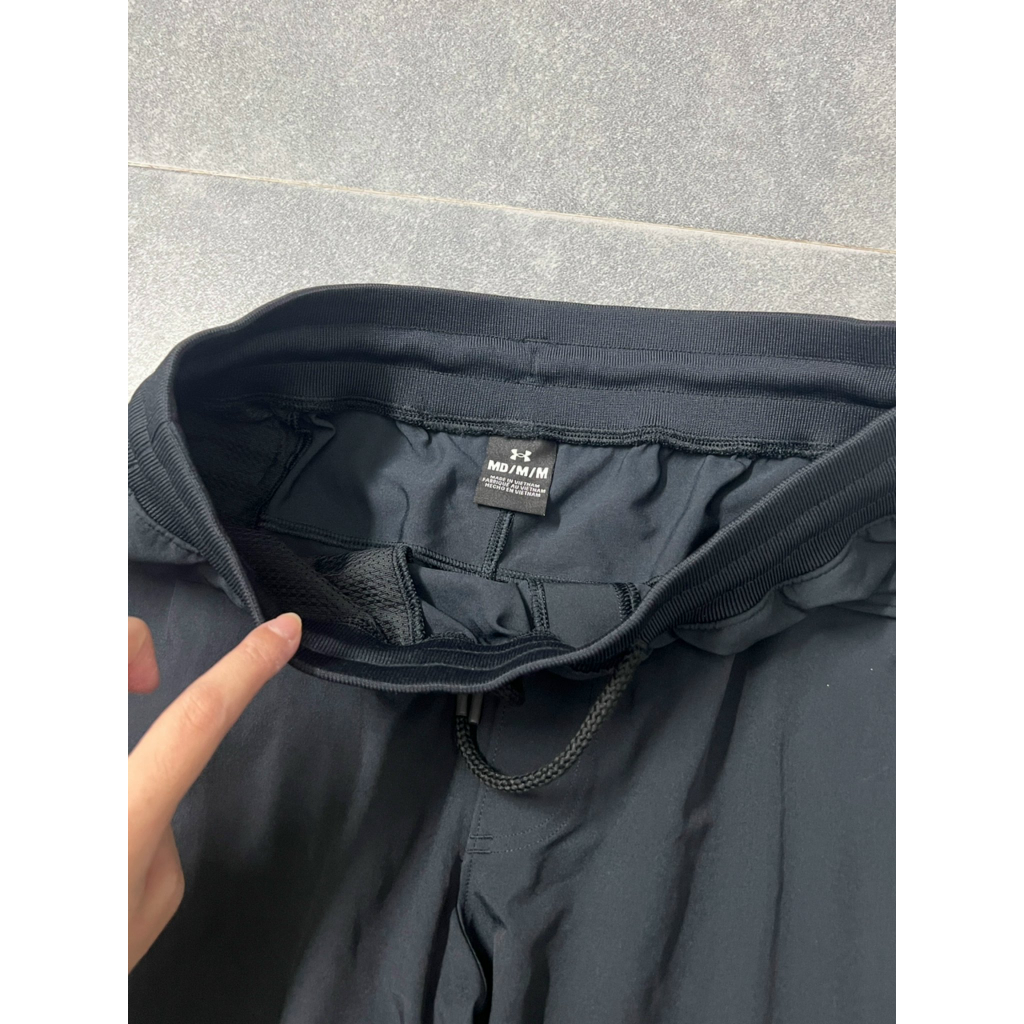 Quần gió UA 137386