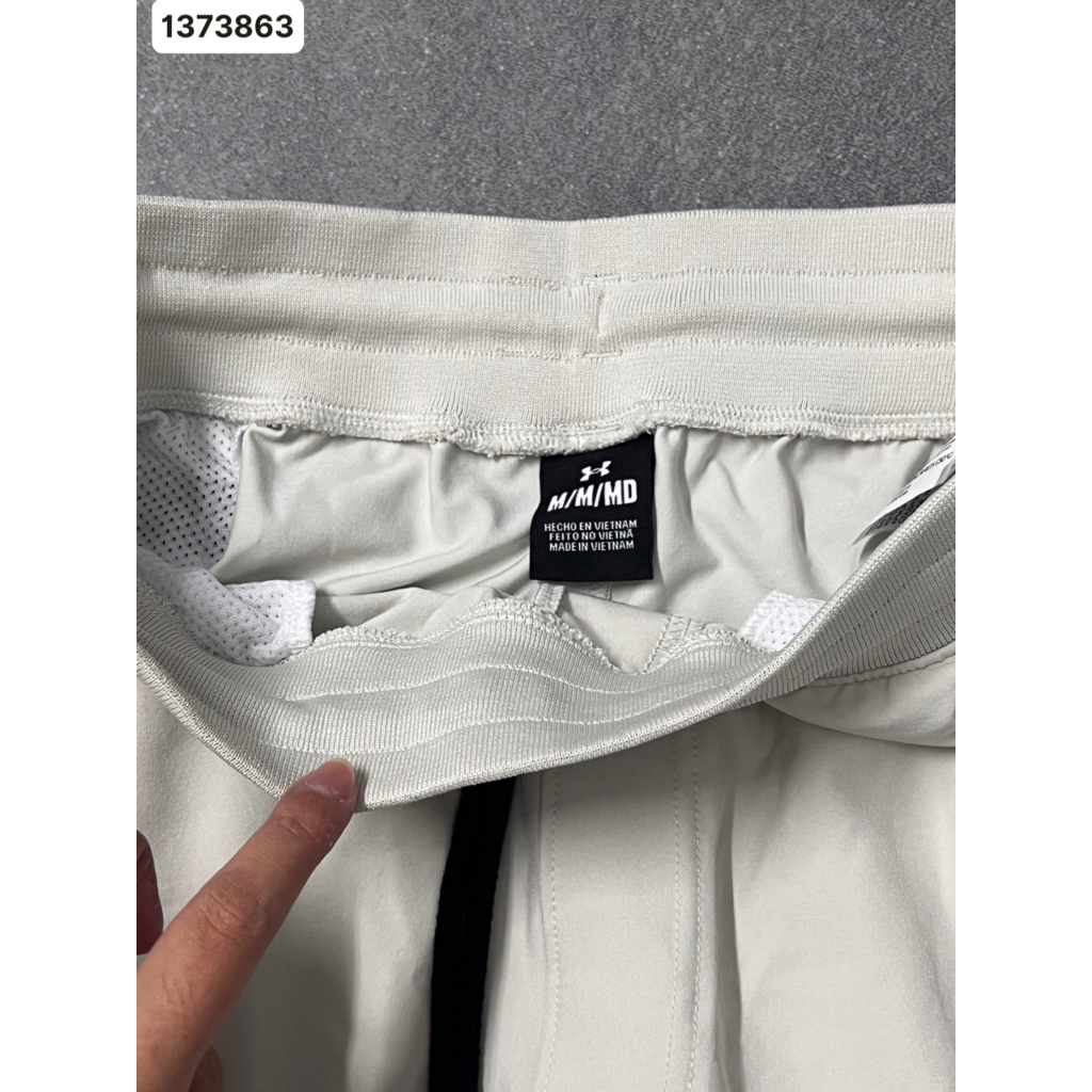 Quần gió UA 137386