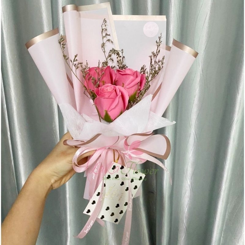 Bó hoa hồng 3 bông