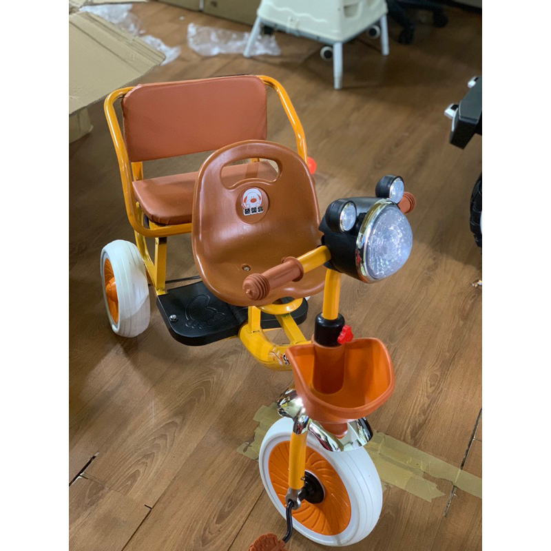 Xe xích lô cho bé