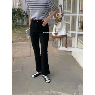 Quần jeans ống loe Q-8117 CHALIN chất liệu jeans dày dặn dễ phối đồ siêu hack dáng